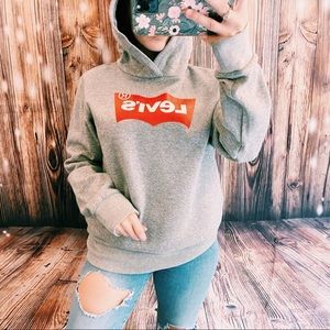 NWOT Levi’s sweater